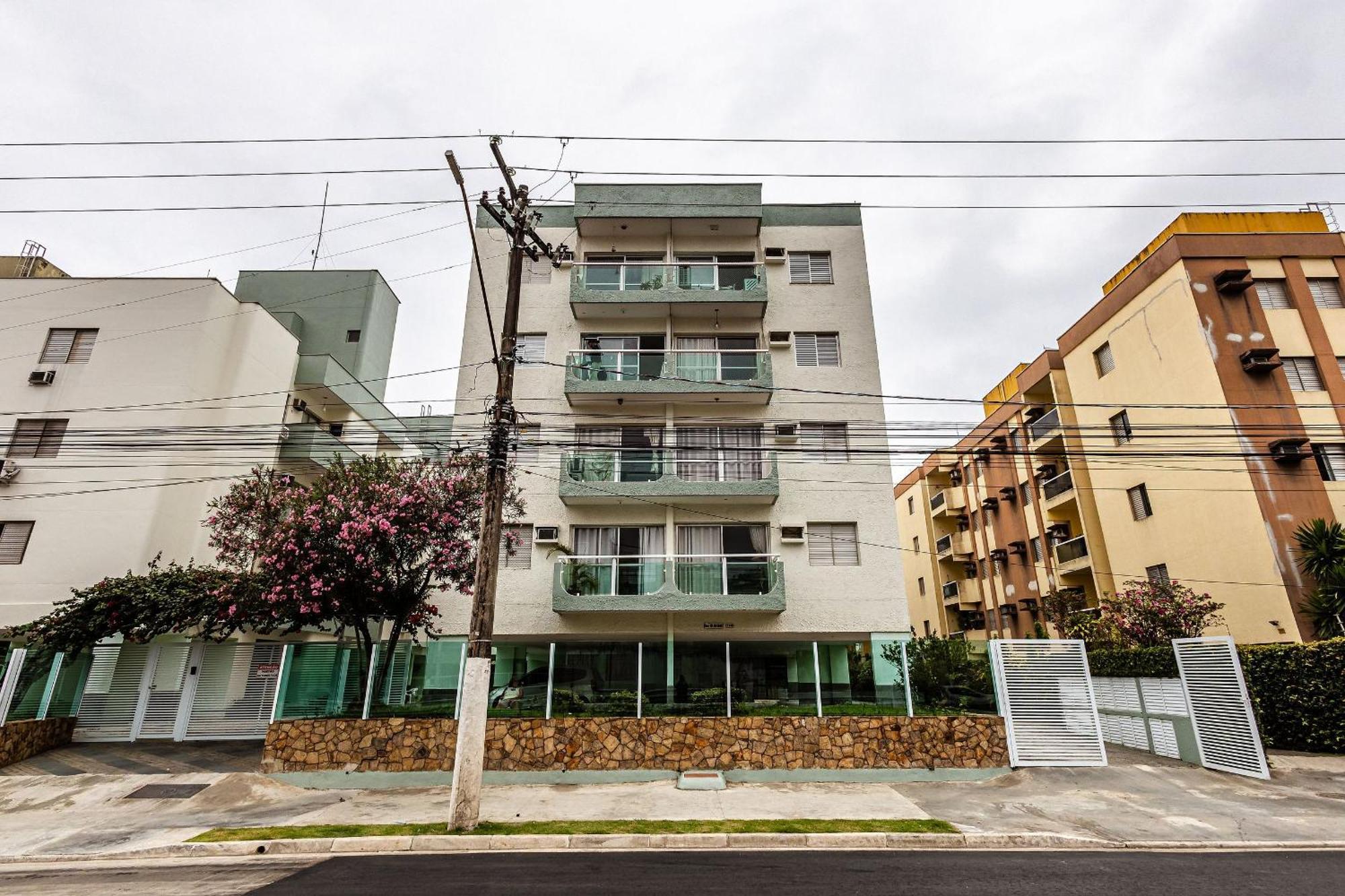 Apto Na Enseada Excelente Localizacao, 500M Da Praia, Garagem, Ar Condicionado Portaria 24 Horas Guaruja Exterior photo