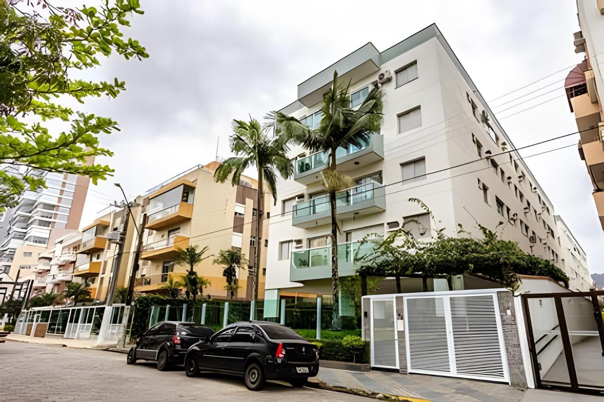 Apto Na Enseada Excelente Localizacao, 500M Da Praia, Garagem, Ar Condicionado Portaria 24 Horas Guaruja Exterior photo
